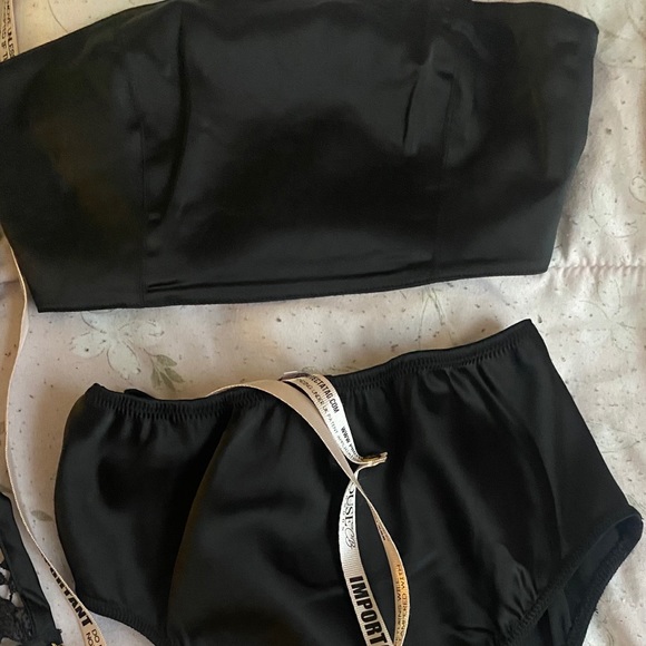 HOUSE OF CB DRESS FINAL - Picture 6 of 10